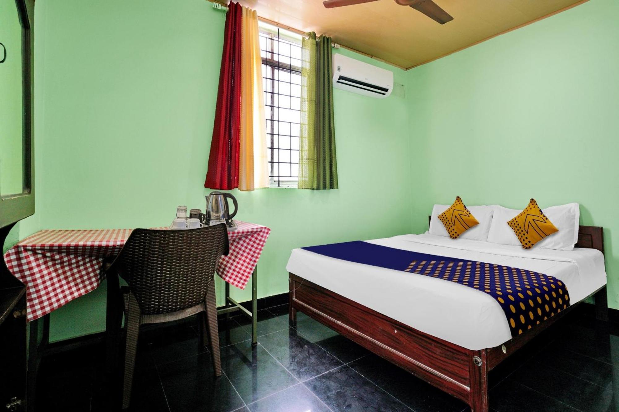 Hotel O Ashok Inn Kazhakuttam Exterior foto