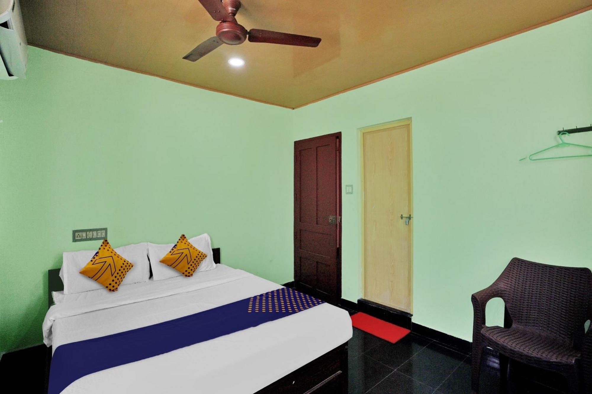 Hotel O Ashok Inn Kazhakuttam Exterior foto